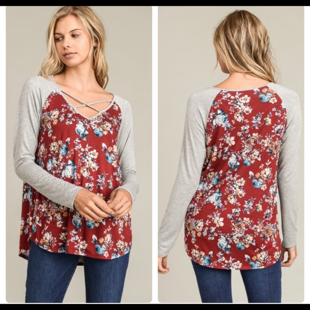 Crisscross Women’s Top - Picture 3 of 4